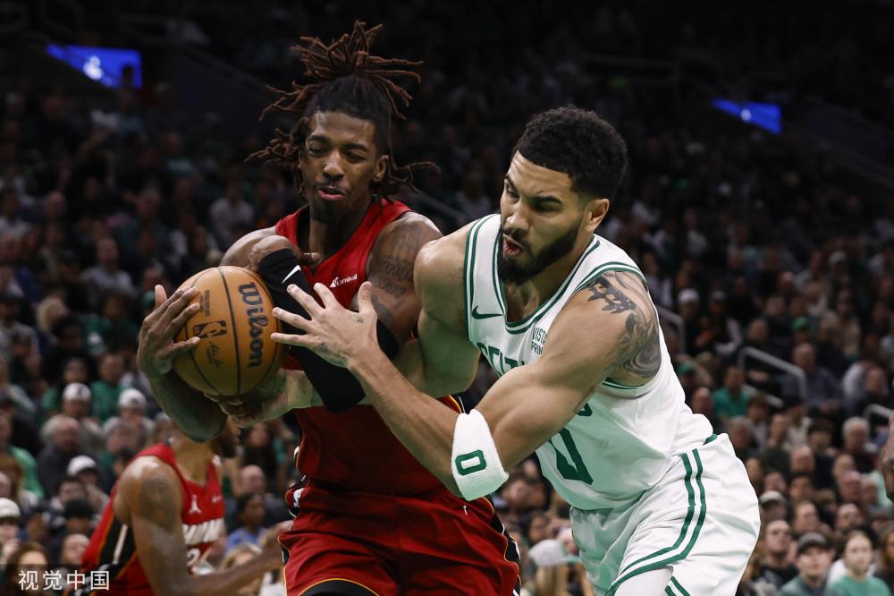 斩获4金2 斩获4金2