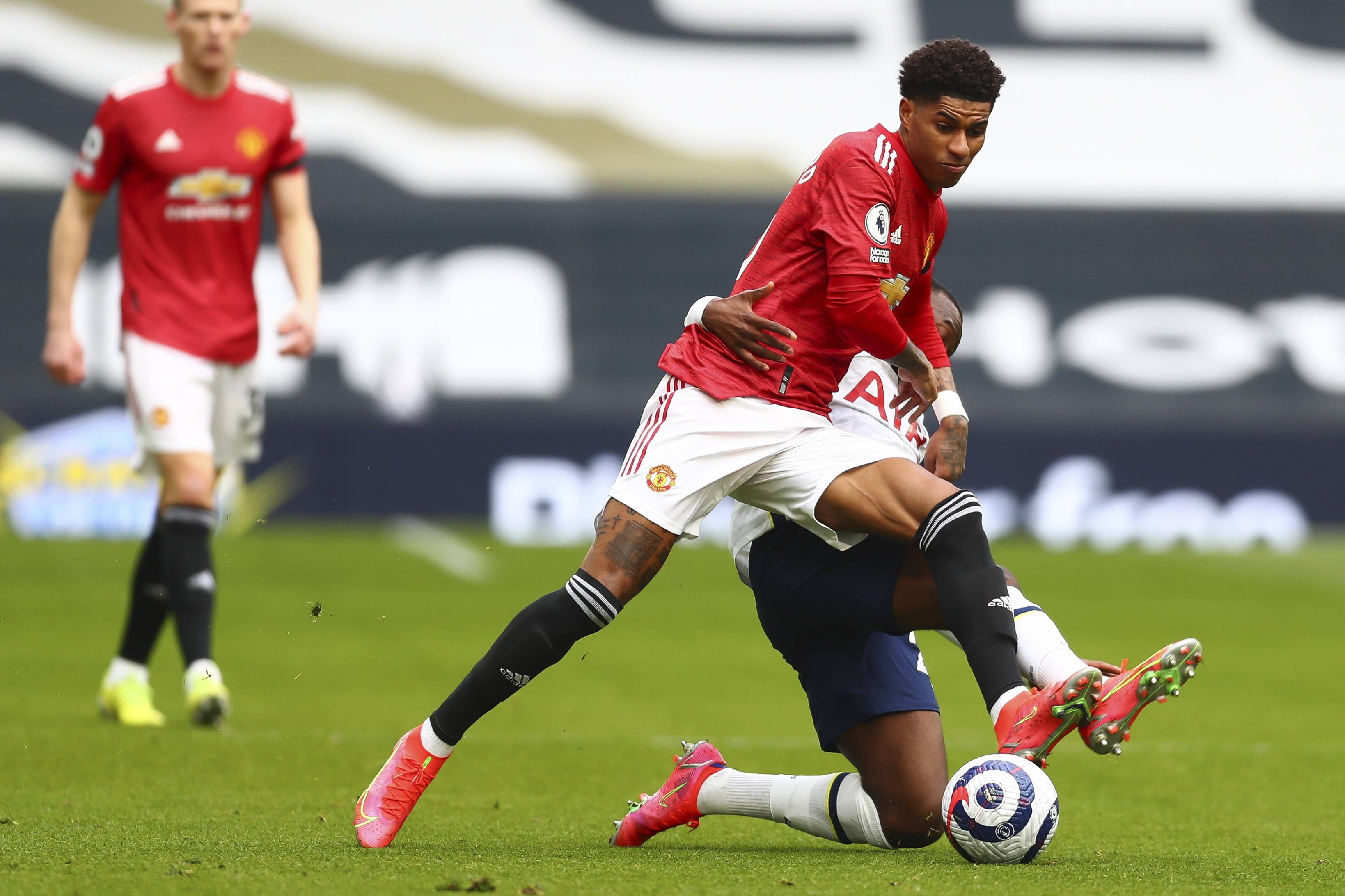 还在短期内 还在短期内